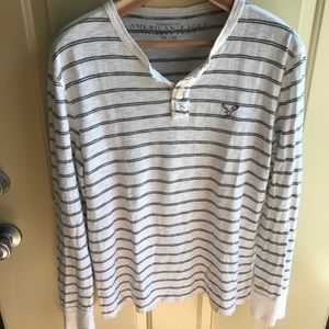Men’s American Eagle LS Henley